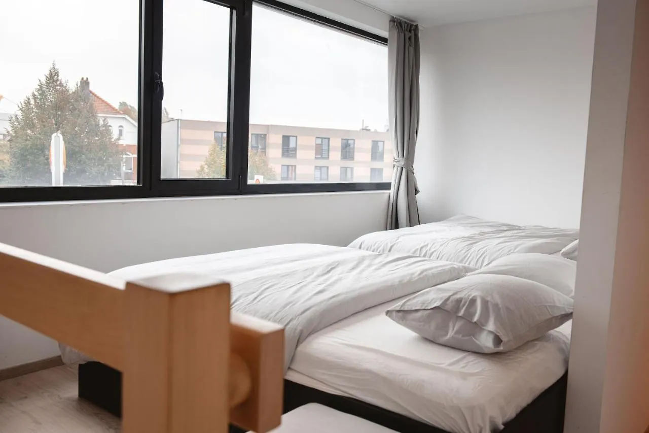 K&Y Suites 2 Brussels Airport 500M! Zaventem Apartment